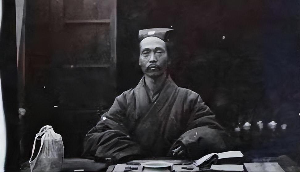 丁兴来:盲人老汉自称"老神仙",娶了55个老婆,最小的才十几岁