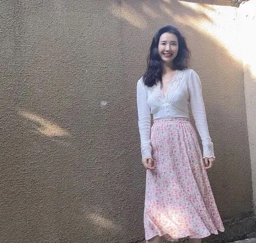 我也不知道为什么,反正第一反应就是董花花真是