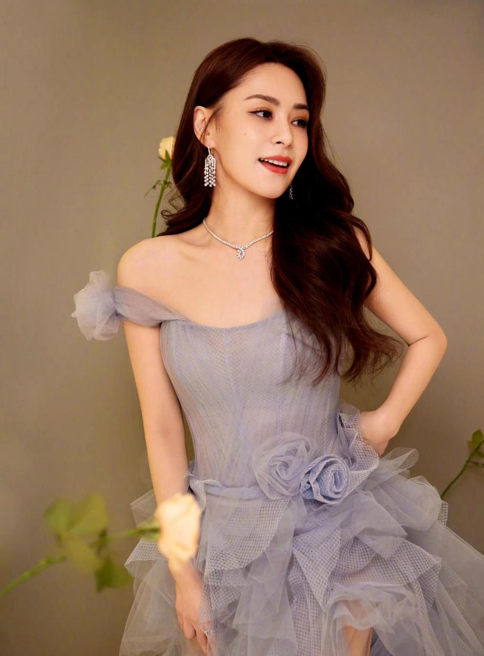 钟欣桐 :不管你信不信,我已经42岁了.