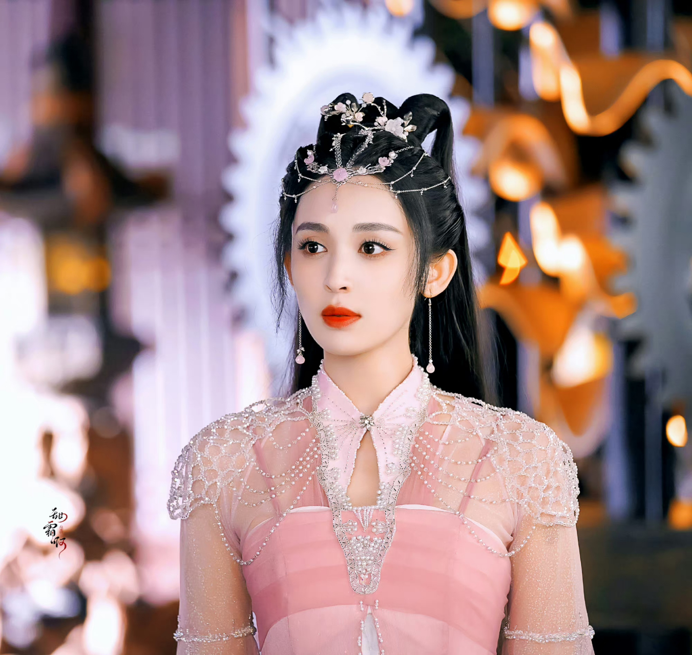 来看看神女,太漂亮噜!  电视剧雪鹰领主| 余靖秋 · 娜扎 67