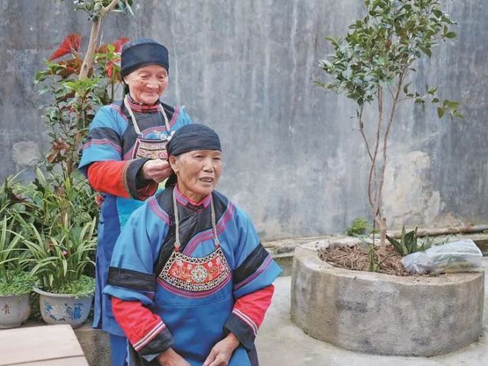 有个问题一直都想不通,客家人是怎么形成的?