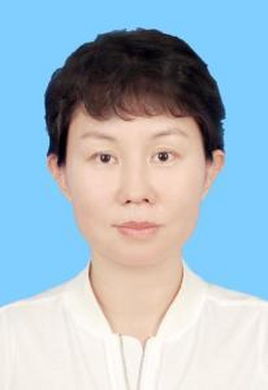 吴兰兰:1974年出生于江西南昌,现为深圳裕同包装科技股份有限公司副