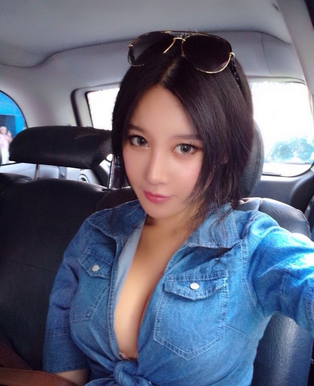 樊玲,出生于1994年10月19日,是一位出生在黑龙江哈尔滨的女演员.