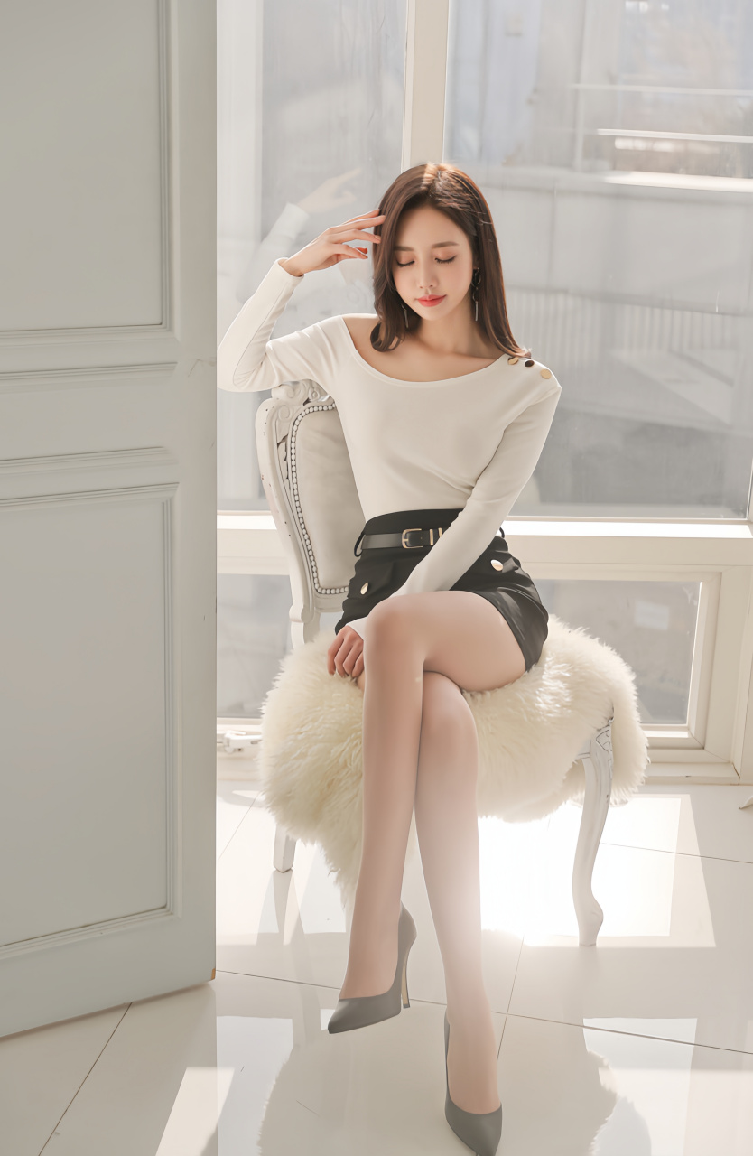 孙允珠时尚穿搭-493#女神孙允珠# 大长腿珠宝哟