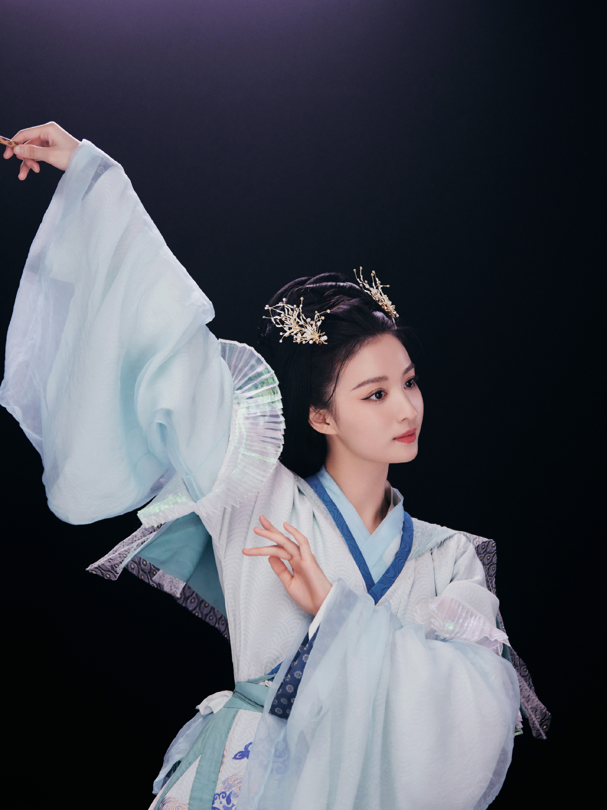 王楚然古装图片:姐姐绝美