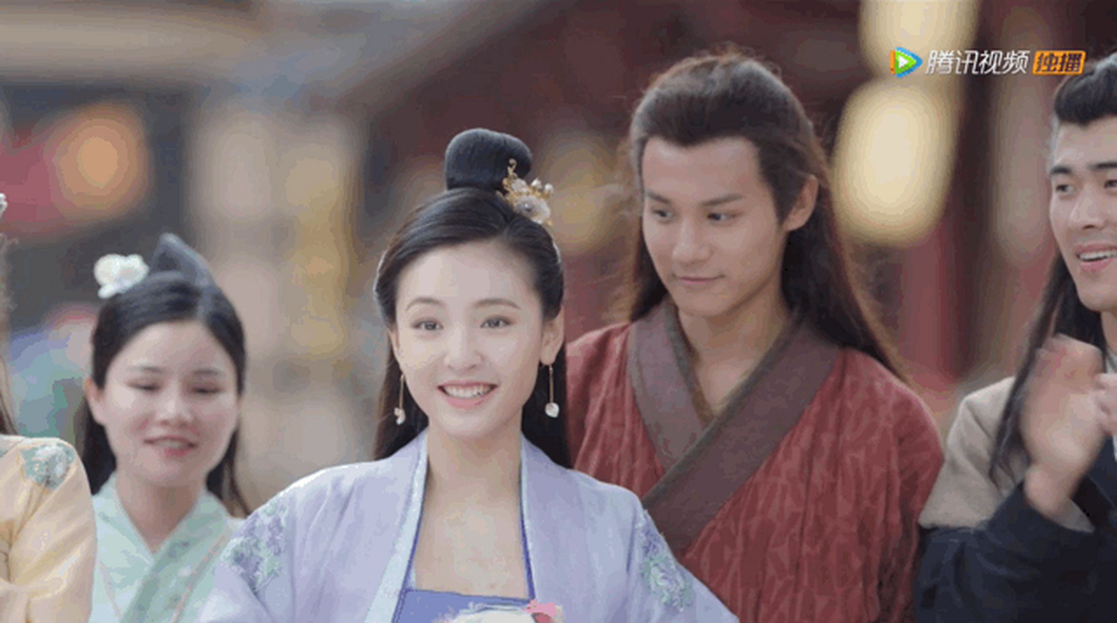 郑业成# #吴倩# 说起来,郑业成也是惨的一p,拍《盛唐幻夜》女主吴倩