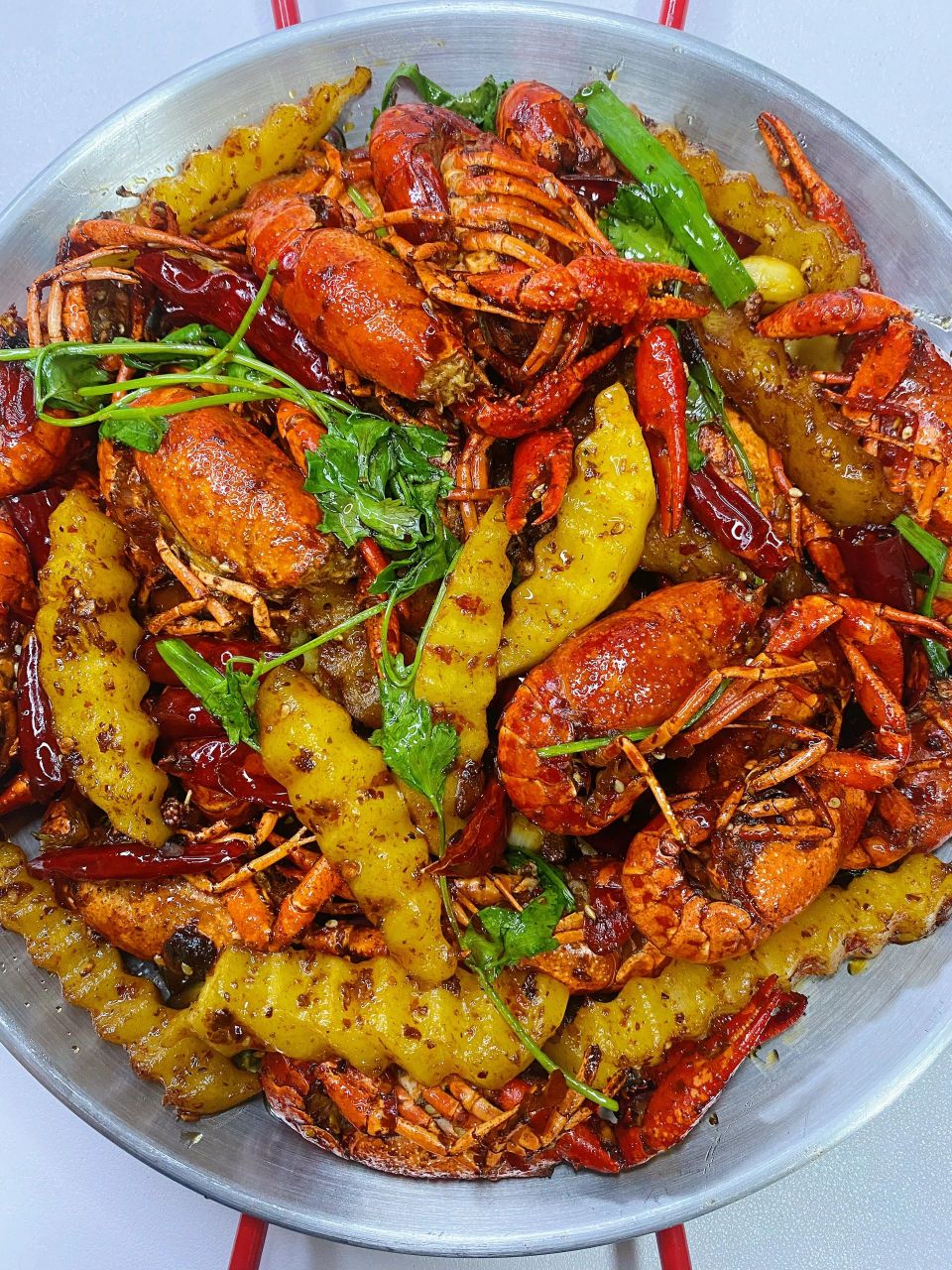 干锅麻辣小龙虾 麻辣入味 好吃到舔手指|||95食材: 小龙虾,土豆