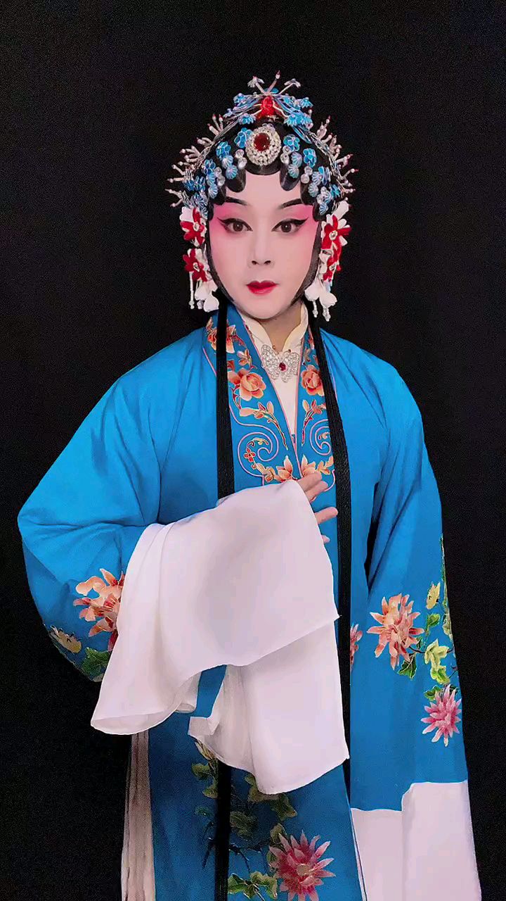 戏曲《陈三两爬堂》