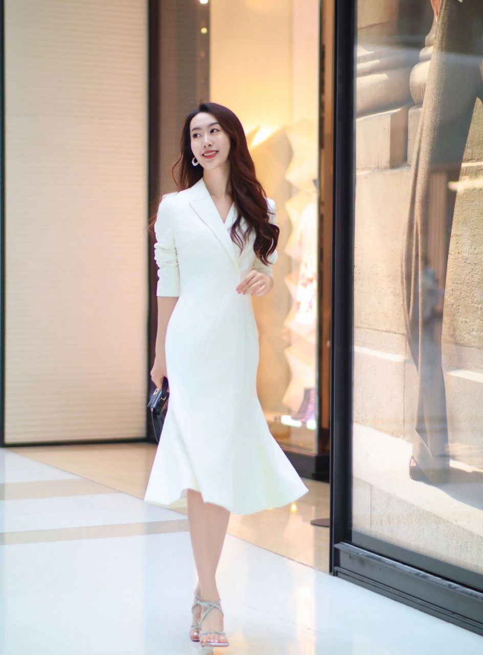 率性职场女高管穿搭look