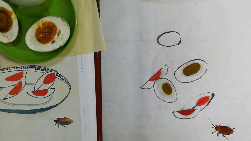 我用齐白石画法,水墨写生咸鸭蛋,蛋白空出不画更显中国画特色