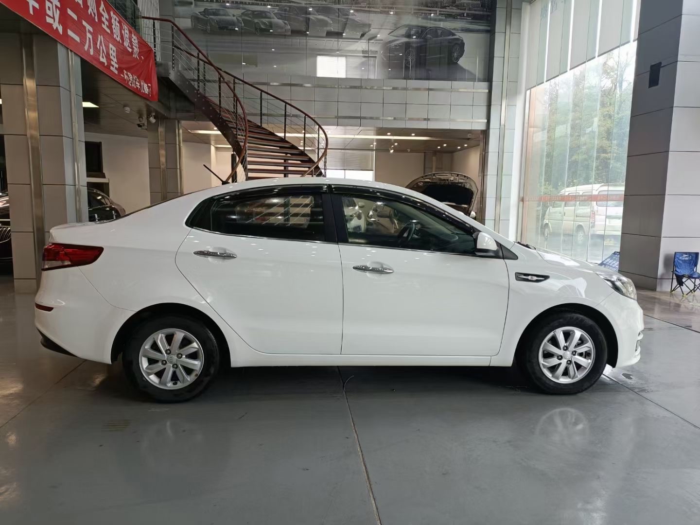 转让:15年起亚k2