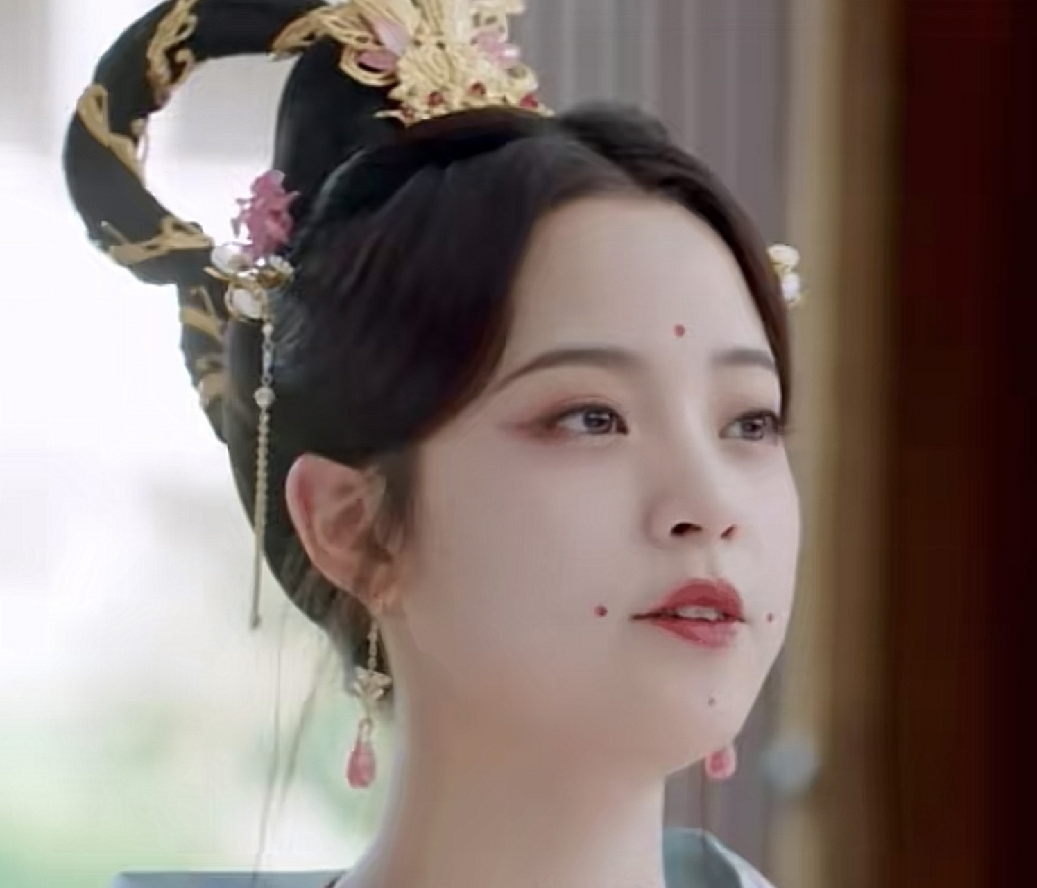 欧阳娜娜# 古装《永安梦》饰演长安第一美人,你们觉得怎么样?