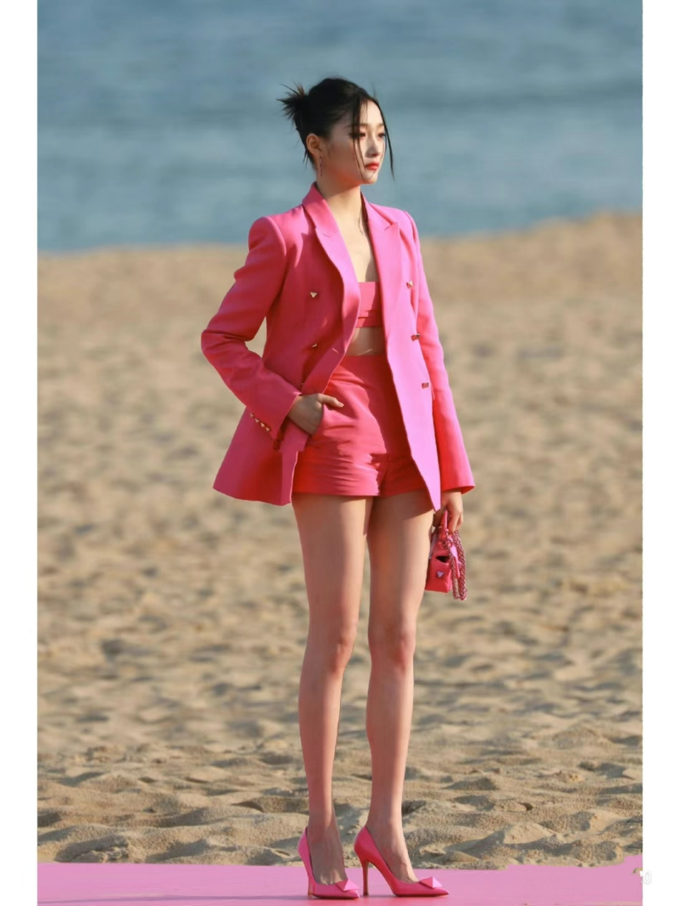 这四位女明星的腿哪个的最好看?