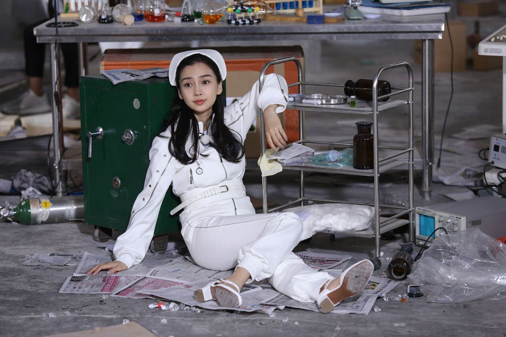 迪丽热巴护士装和杨颖护士装,你们你们感觉谁更好看?