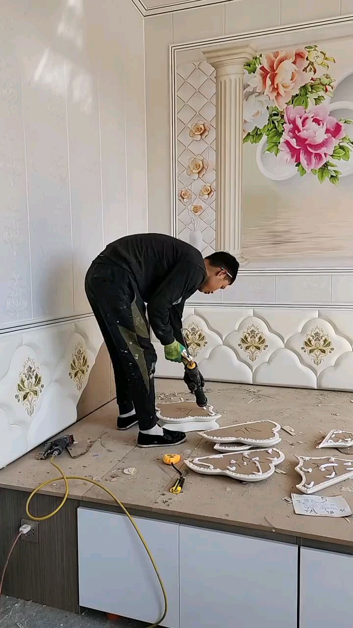 安装床头软包全过程