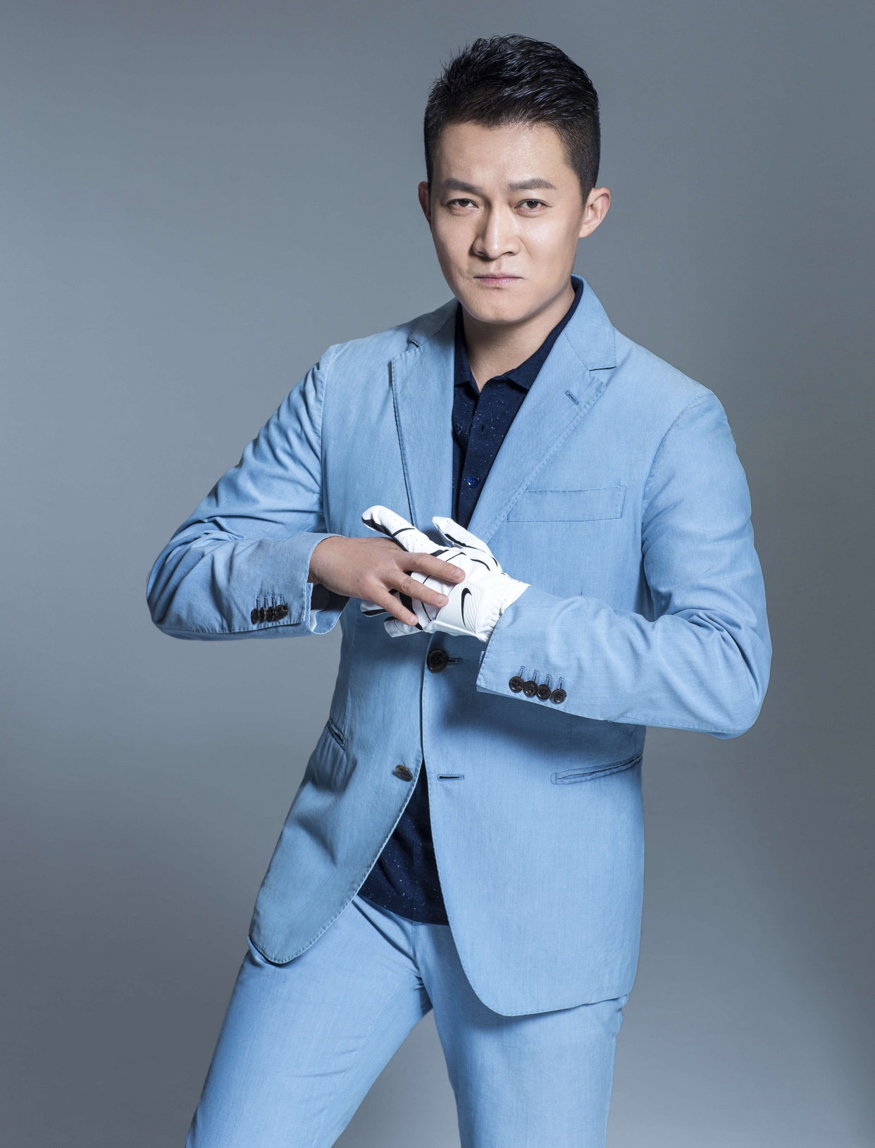 杨志刚拍戏后背抱江珊,她却说了一句话,他手都不知道放哪里了?