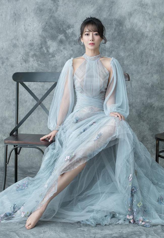 女神陈紫函写真美照图,身姿曼妙,性感迷人