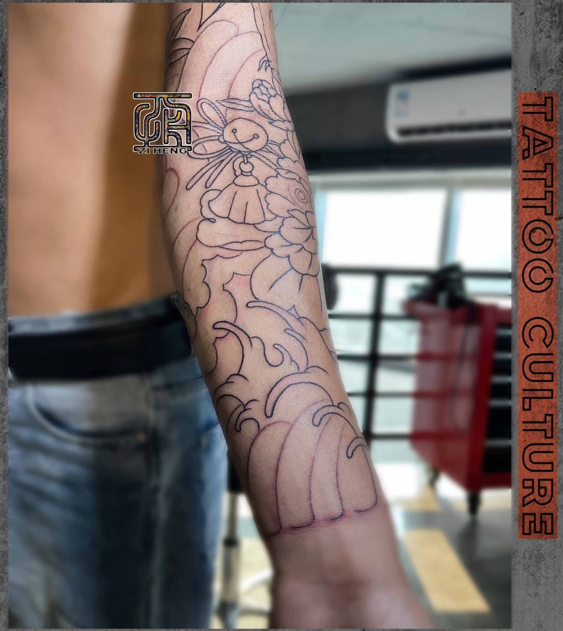 继续我的工作#石家庄纹身# 还是一如既往的大传统:富贵牡丹#子恒刺青