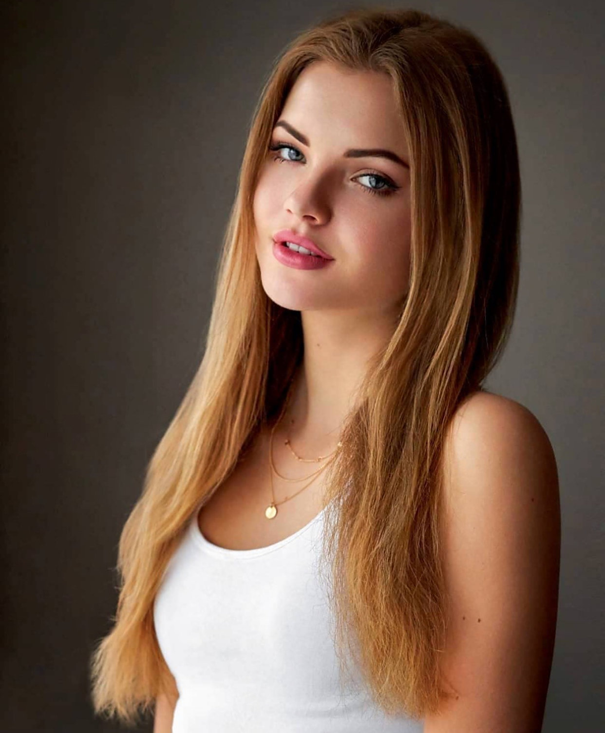 金发碧眼美女高清美图