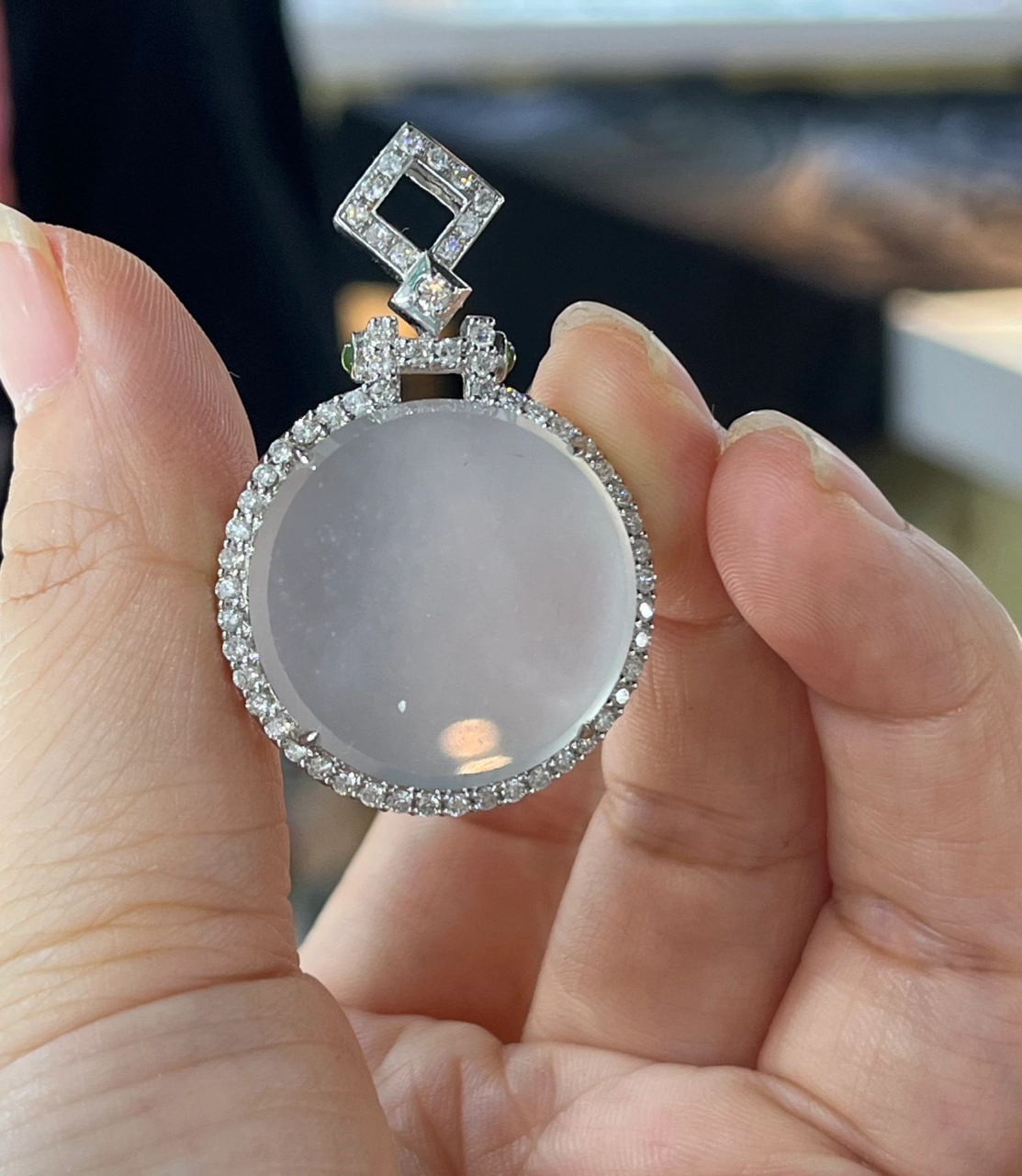 心满意足超级漂亮小冰件小而美设计款吊坠料子是特别明媚水润的木纳