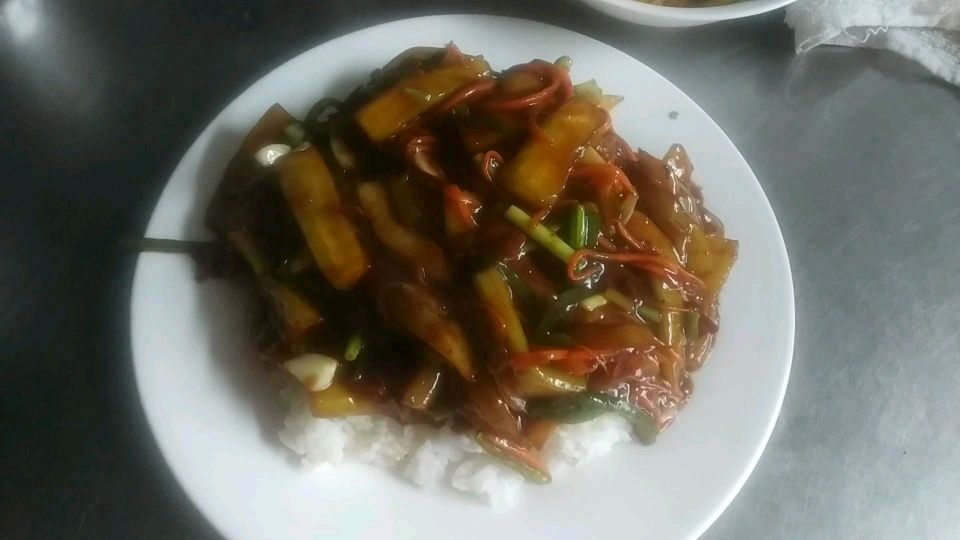 美味鱼香茄条盖浇饭,简单好吃!