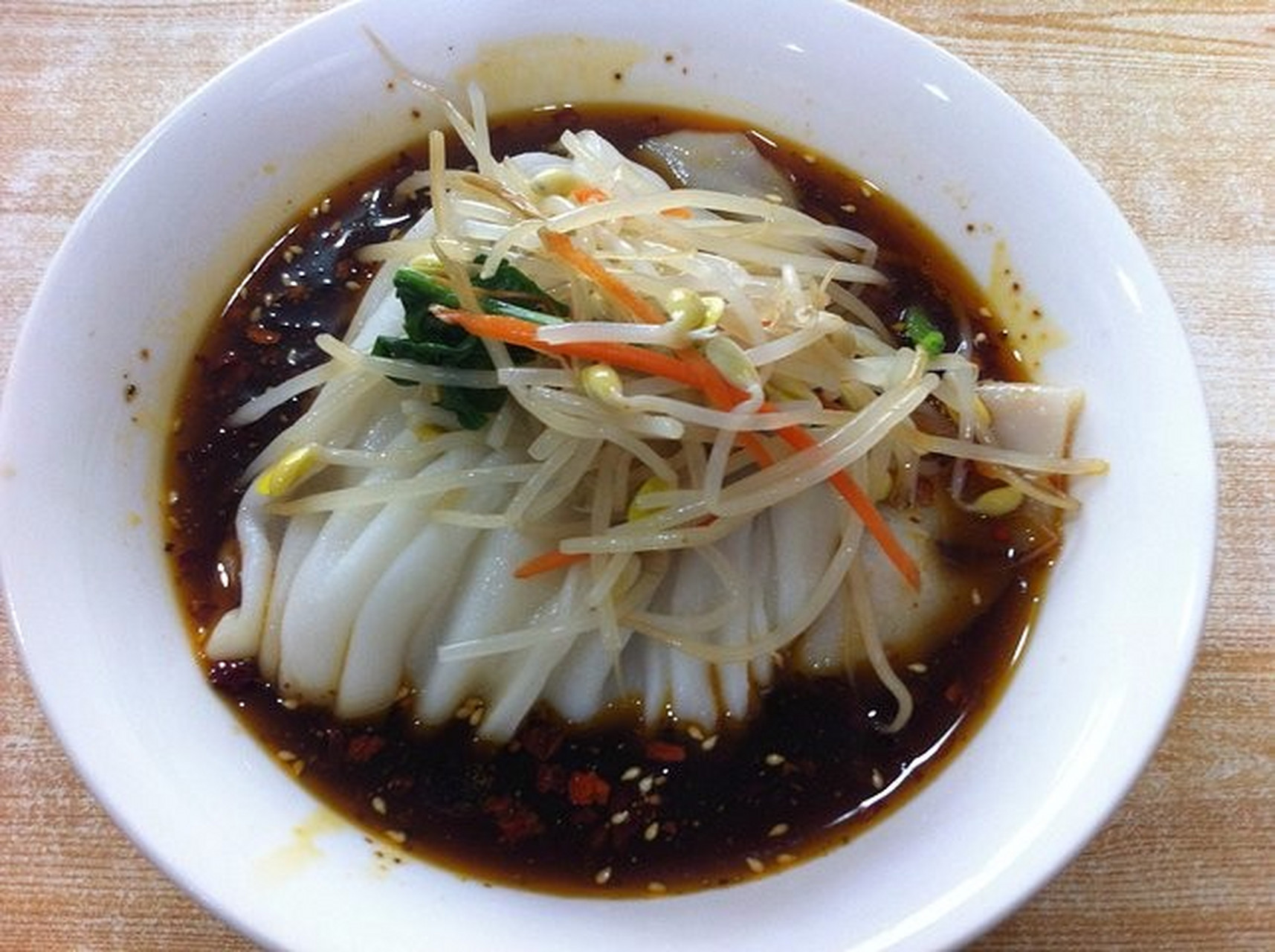 中国的面皮,陕西的最好吃;陕西的面皮,汉中的最好吃;汉中的面皮,城固