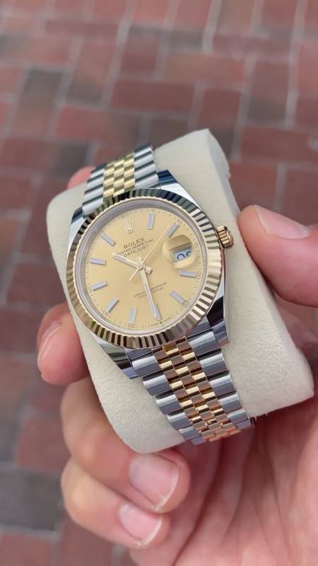 实拍:劳力士间金日志——多少男人的"一表难求"?