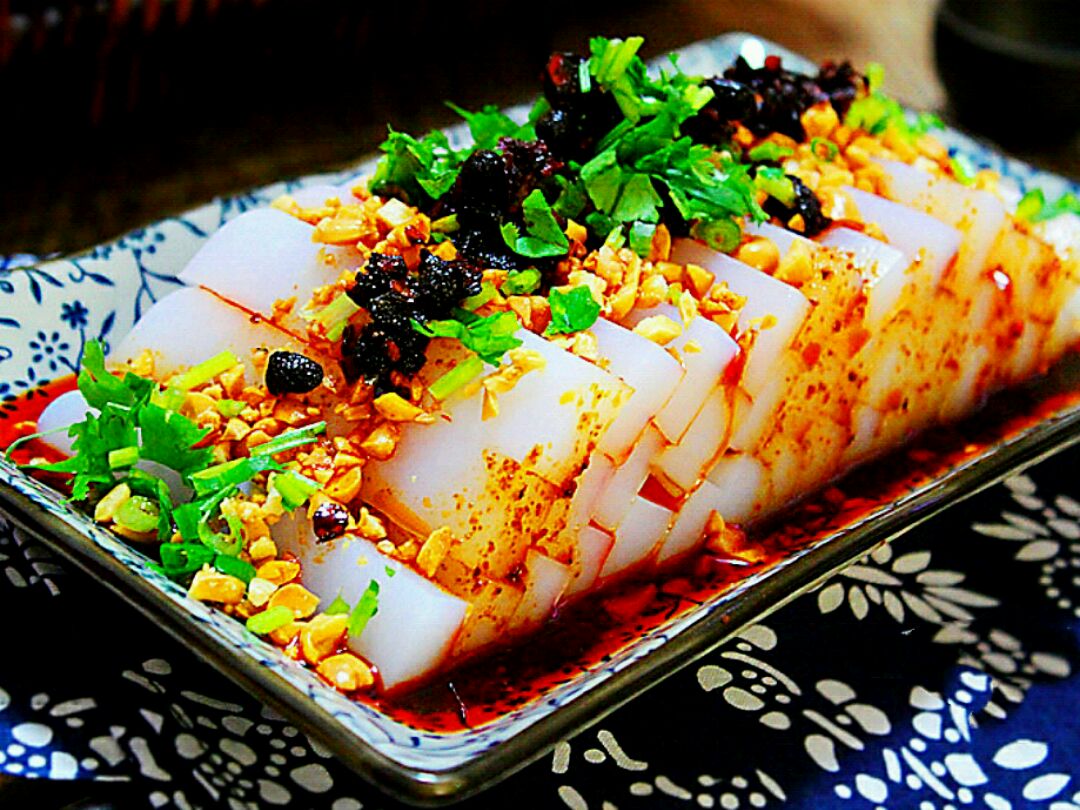 伤心凉粉,辣的没有遗憾,开心凉粉酸的过瘾,冰粉清凉一夏