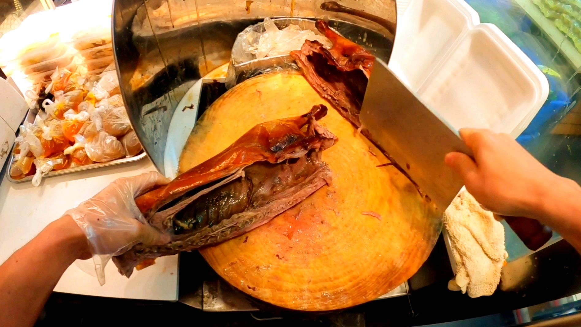 第一视角:这庄金牌烧鹅在广州卖43块,你认为贵吗?