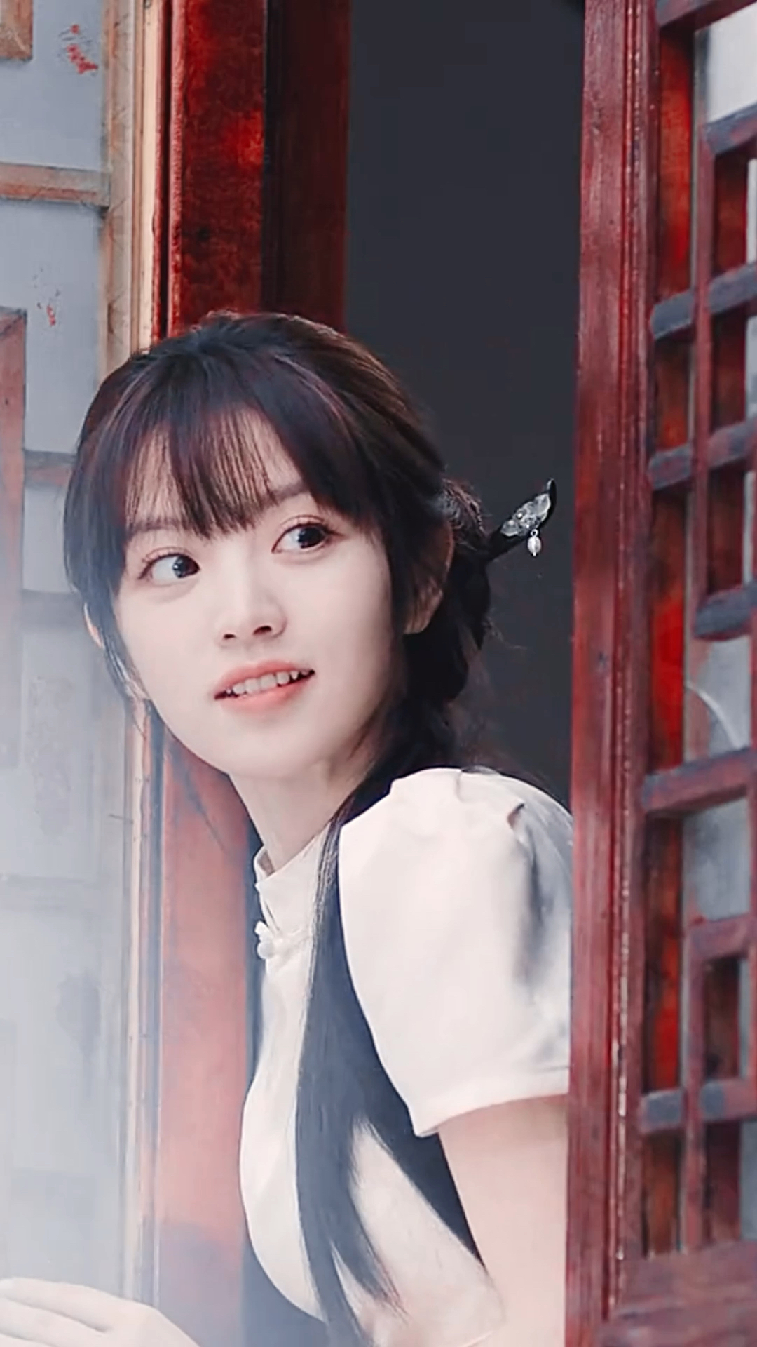 田曦薇大眼萌妹