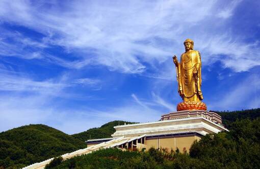 河南平頂山中原大佛,是世界上最高的佛像:榮獲吉尼斯世界紀錄