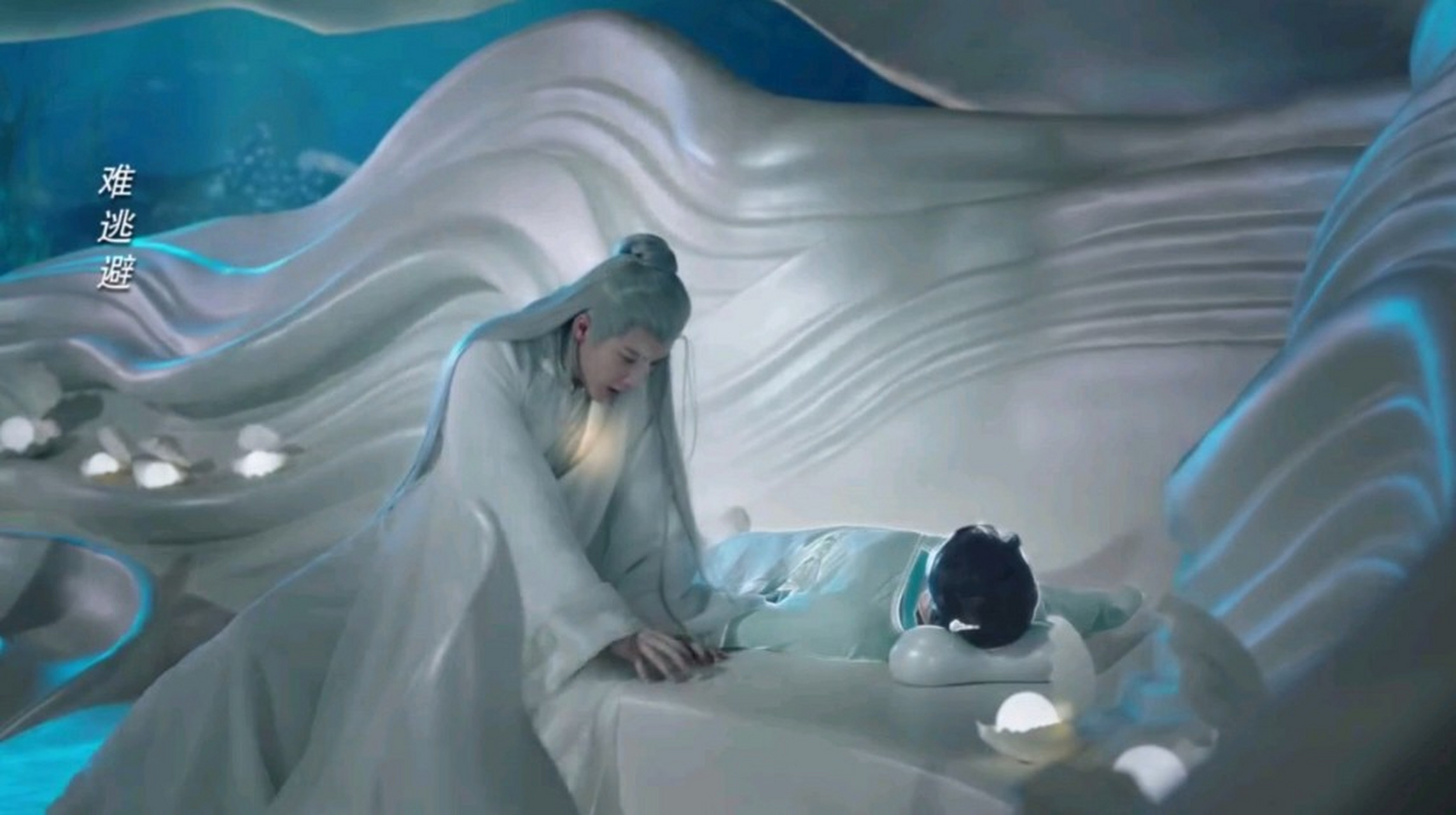 小夭和相柳在海底的37年,她就像相柳珍藏的珍珠,住在雪白的贝壳里.