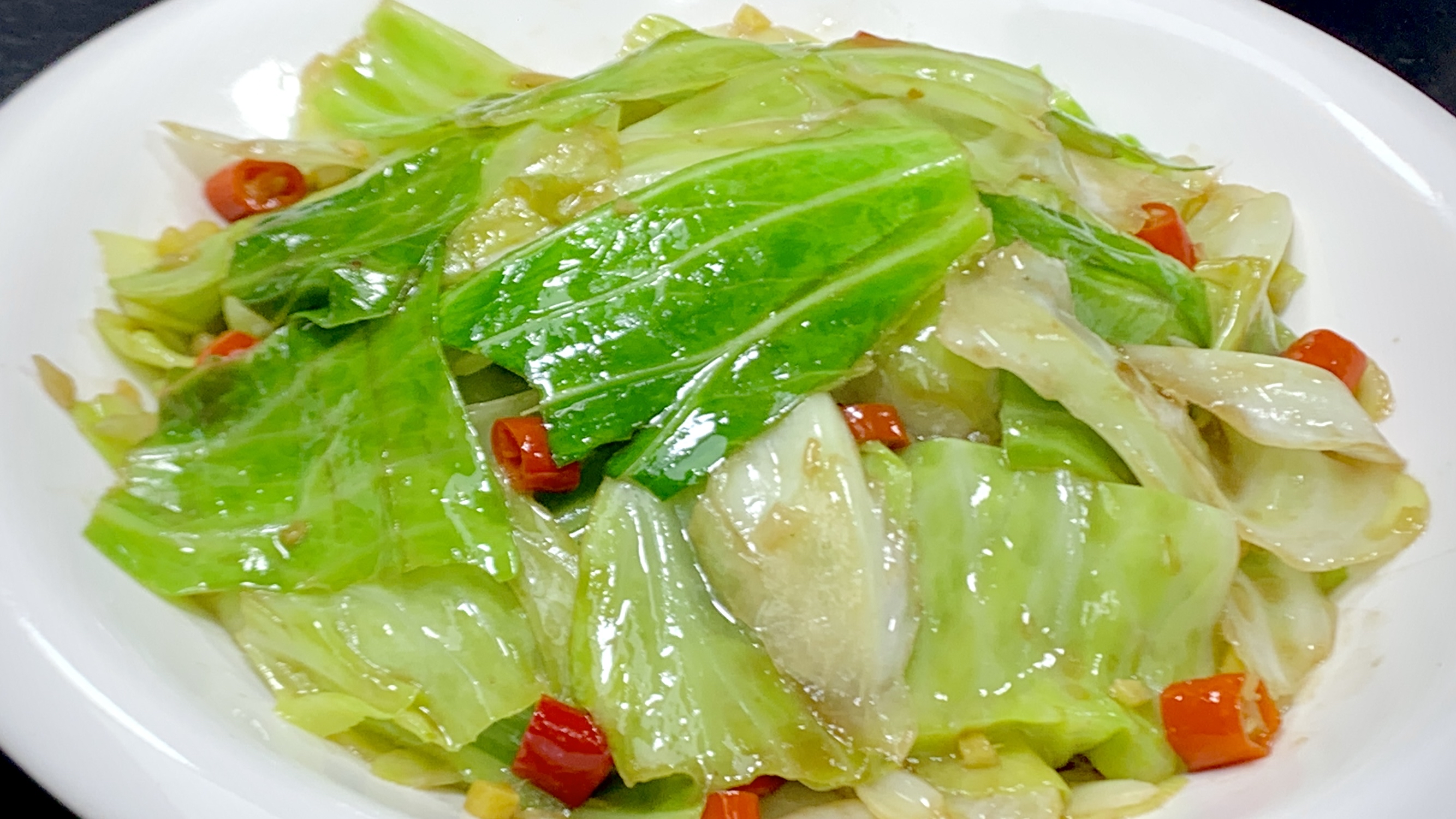 这才是手撕包菜好吃的做法，清脆爽口，做法简单，大厨分享技巧