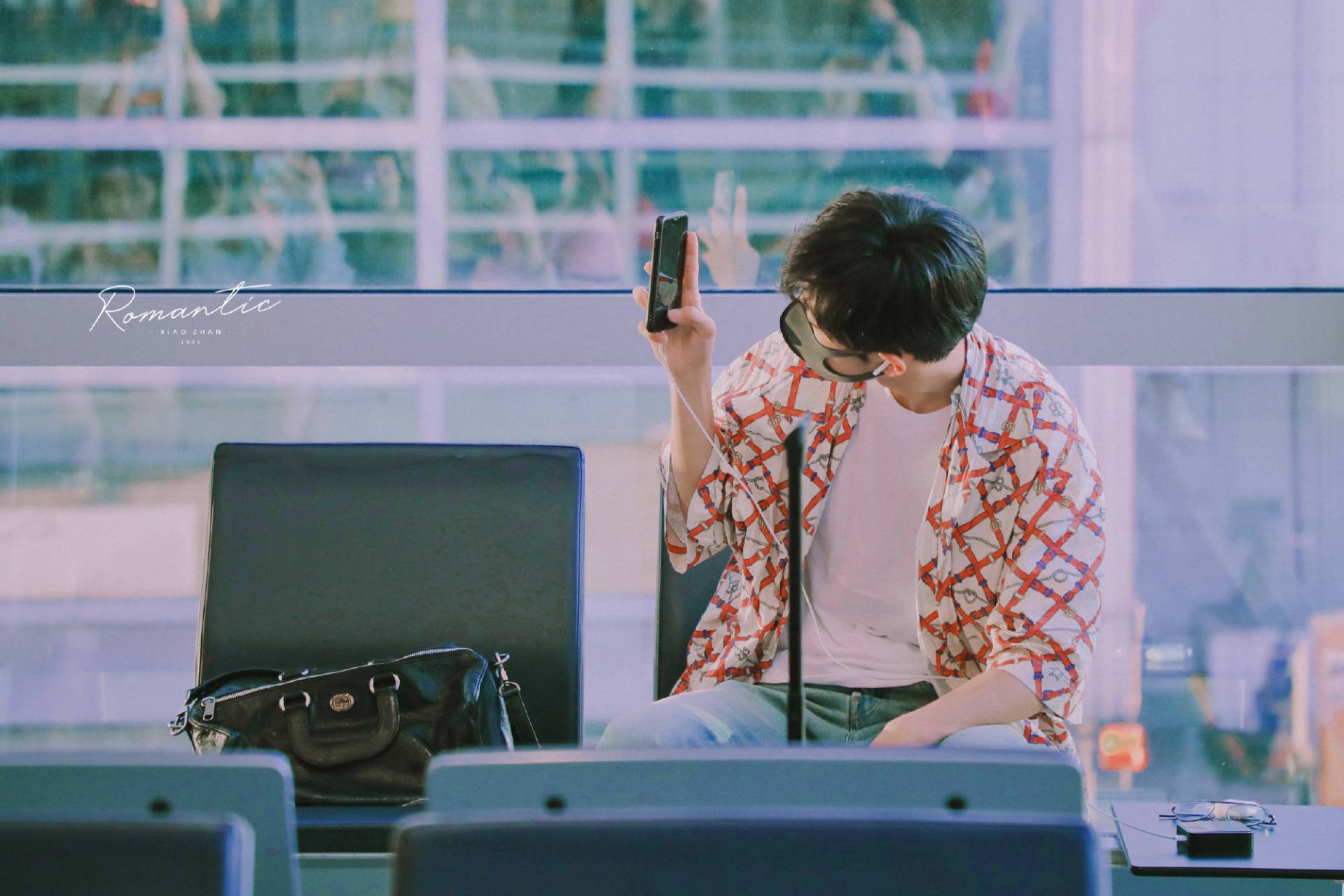 分享两张肖战电脑壁纸 肖战,晚安 肖战的粉丝们,晚安好梦 喜欢的朋友