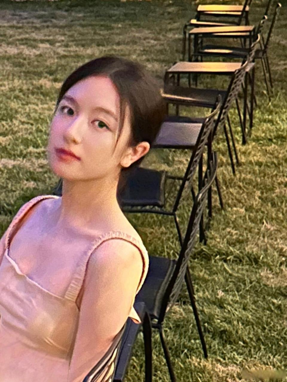李兰迪瘦了好多,美得认不出了,果然每个胖子都是潜力股