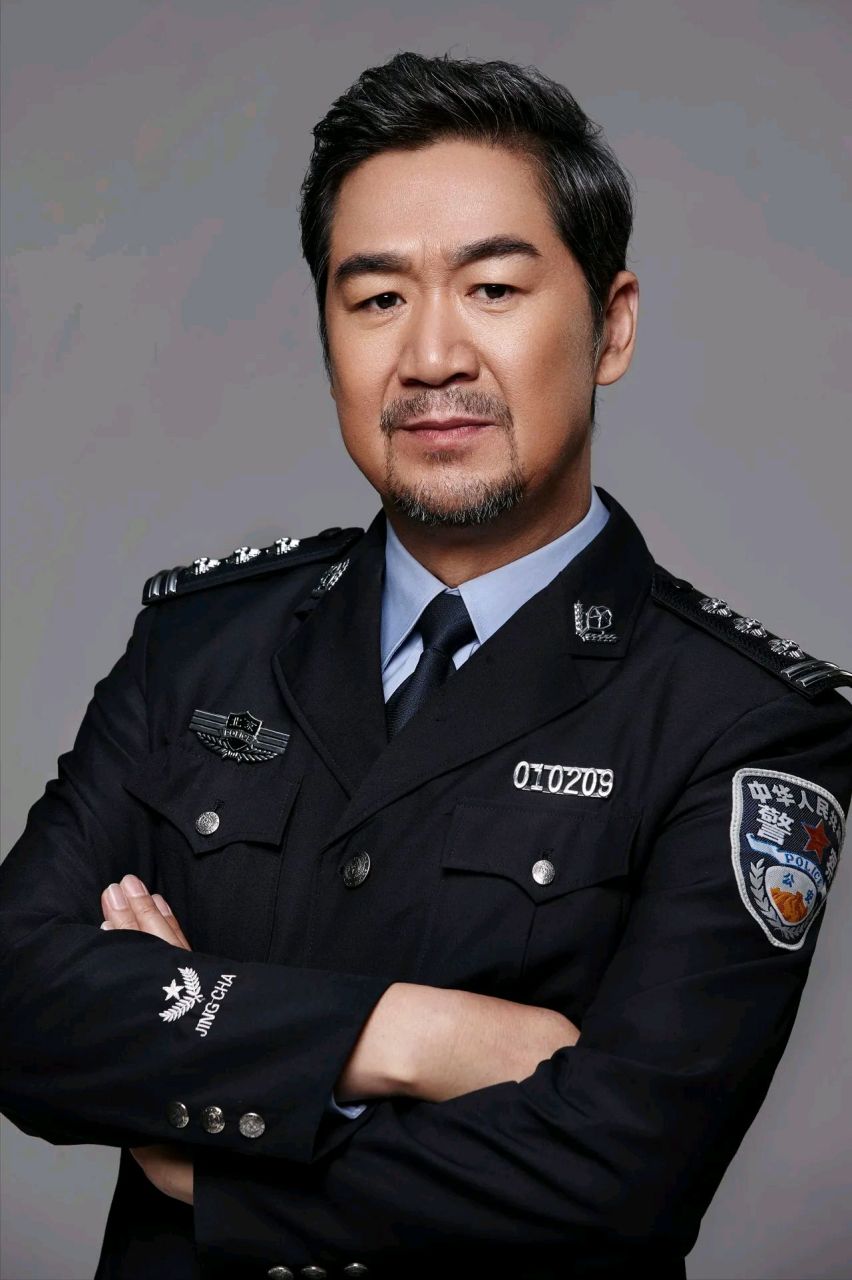 女演员,蒋雯丽说,张国立这个人,就是较真,特别是台词,总是翻来覆去的