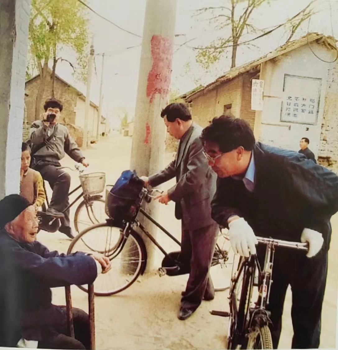 官场奇才——吕日周