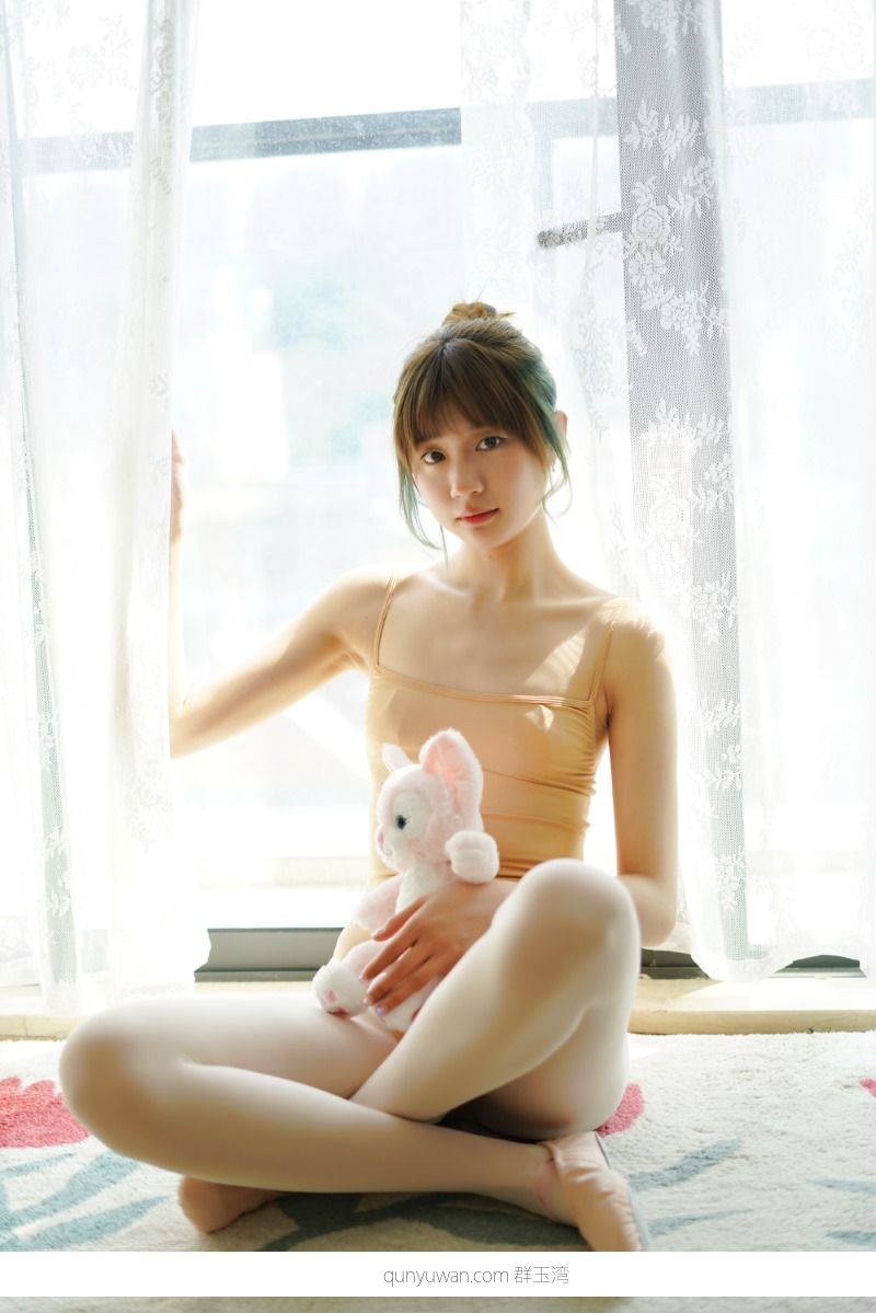 [YALAYI雅拉伊] 2022.03.08 No.904 舞蹈女生 兰子 [36P/189MB]