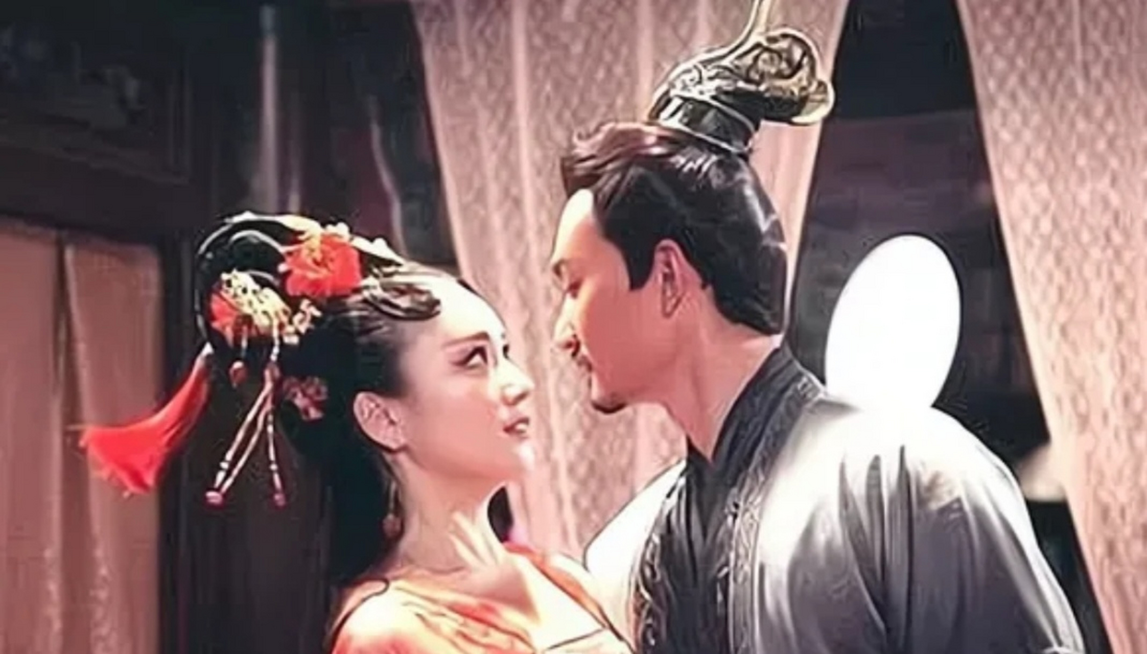 这年,孙权icon带兵出征,40岁军士妫览icon,偷偷溜进孙权弟弟家,向孙权