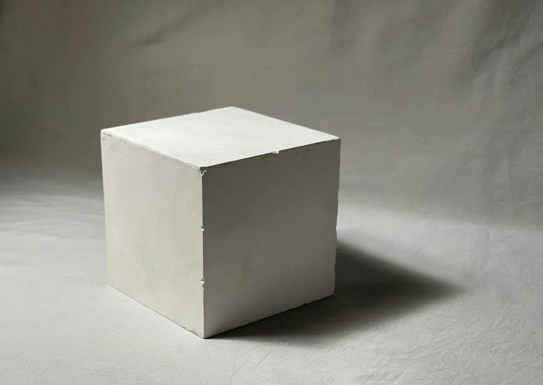 素描静物《石膏几何体》基础照片素材分享,刚入门的同学可以拿来练习.