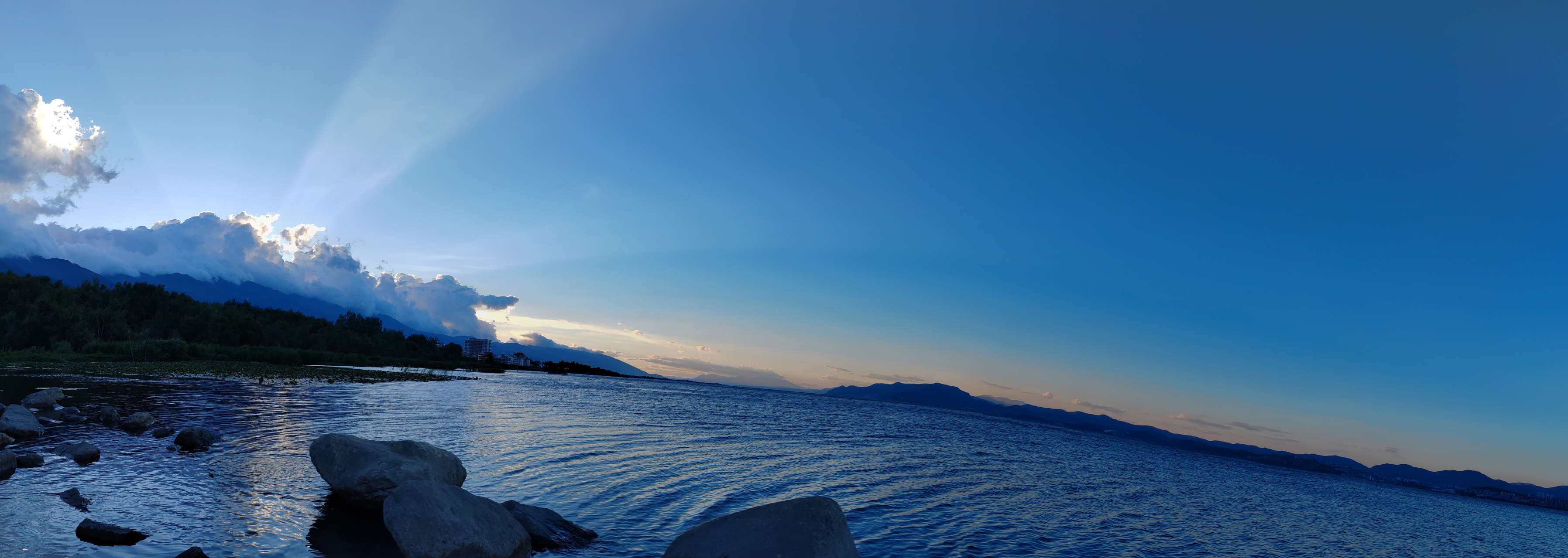 洱海全景图图片