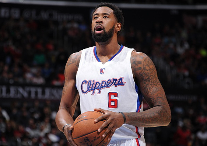 恭喜浓眉!又得到一个内线保镖,小乔丹重回洛杉矶盼再度打出身价