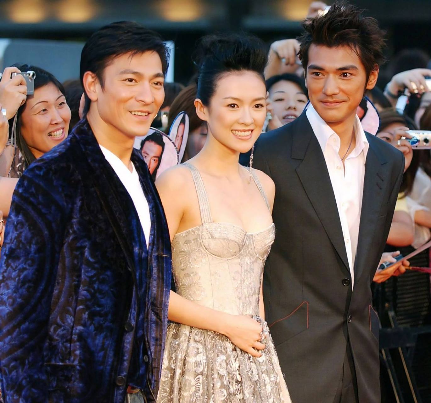 没有修图和美颜的时代,章子怡看金城武的眼神仿佛我本人!