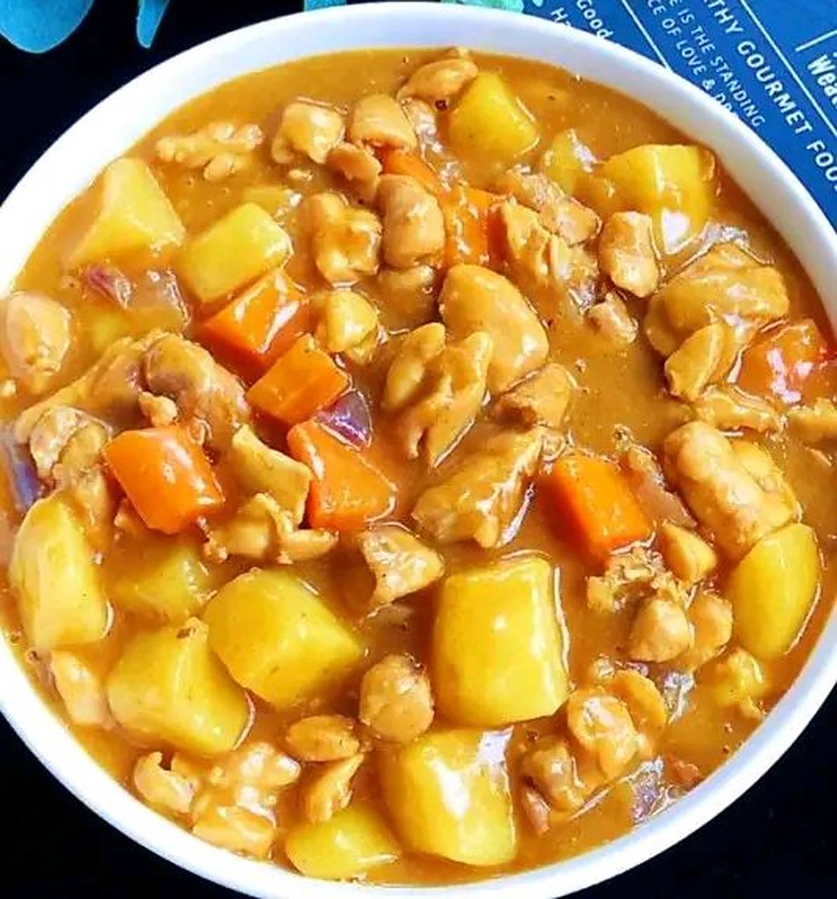 简单却好吃到舔盘的咖喱鸡块icon,大人小孩都喜欢,味道浓郁,超下饭,零