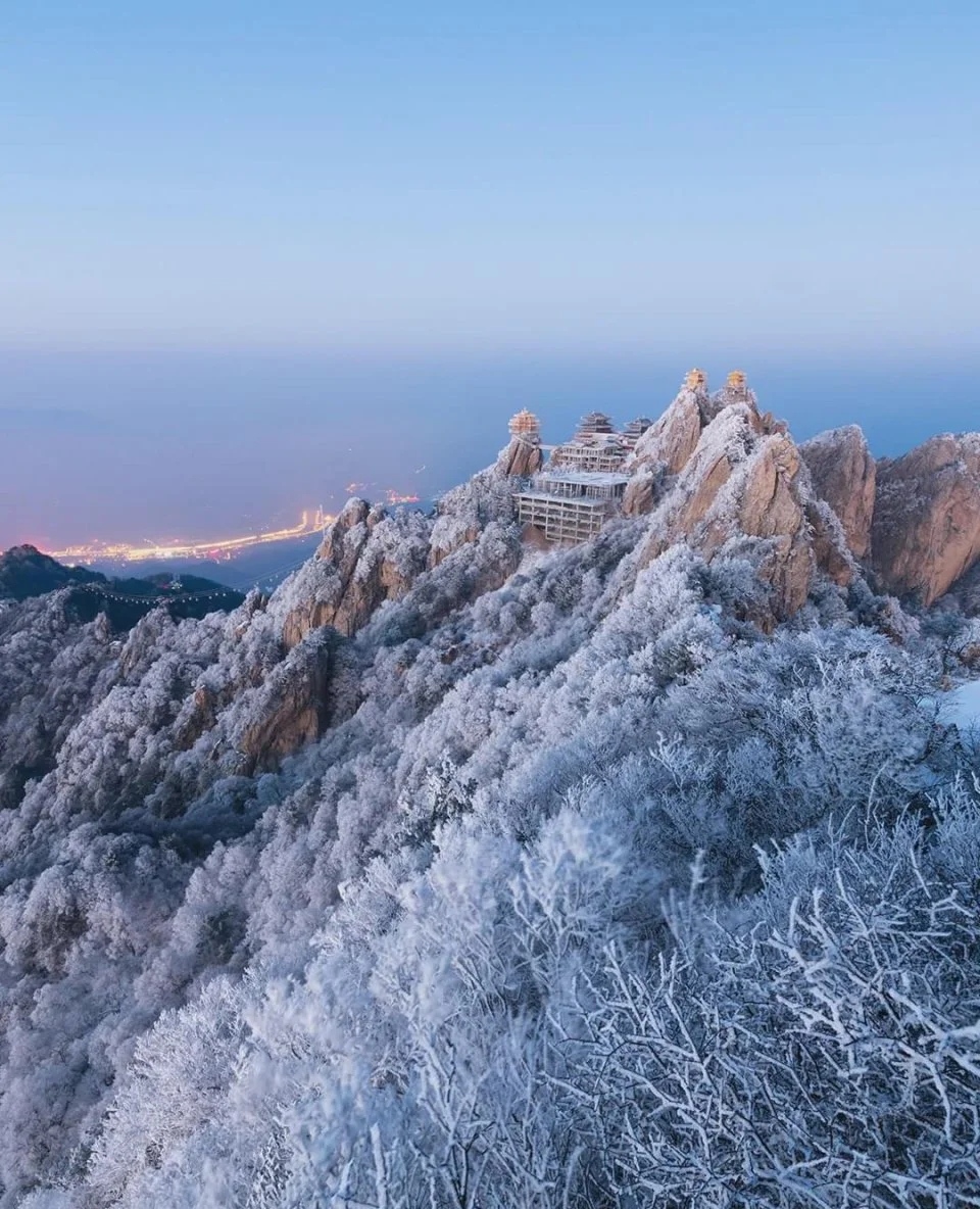 河南雪山景点图片