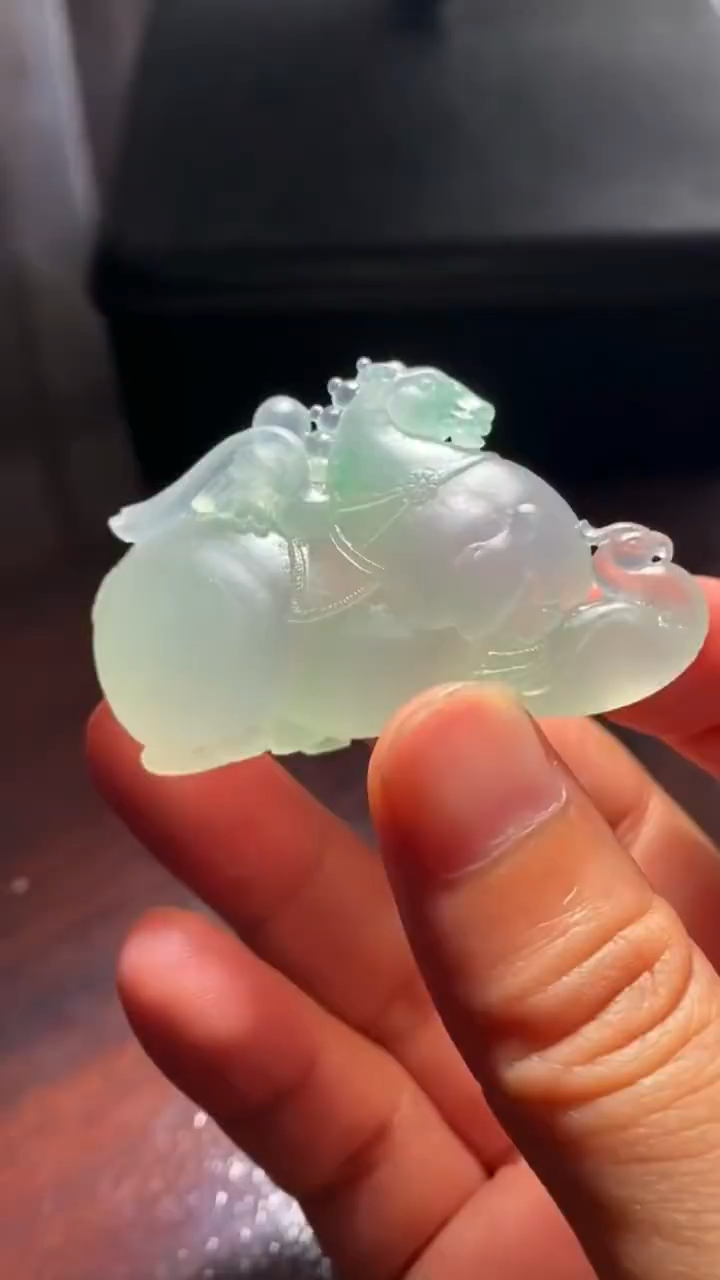 非常漂亮的翡翠,唐马!