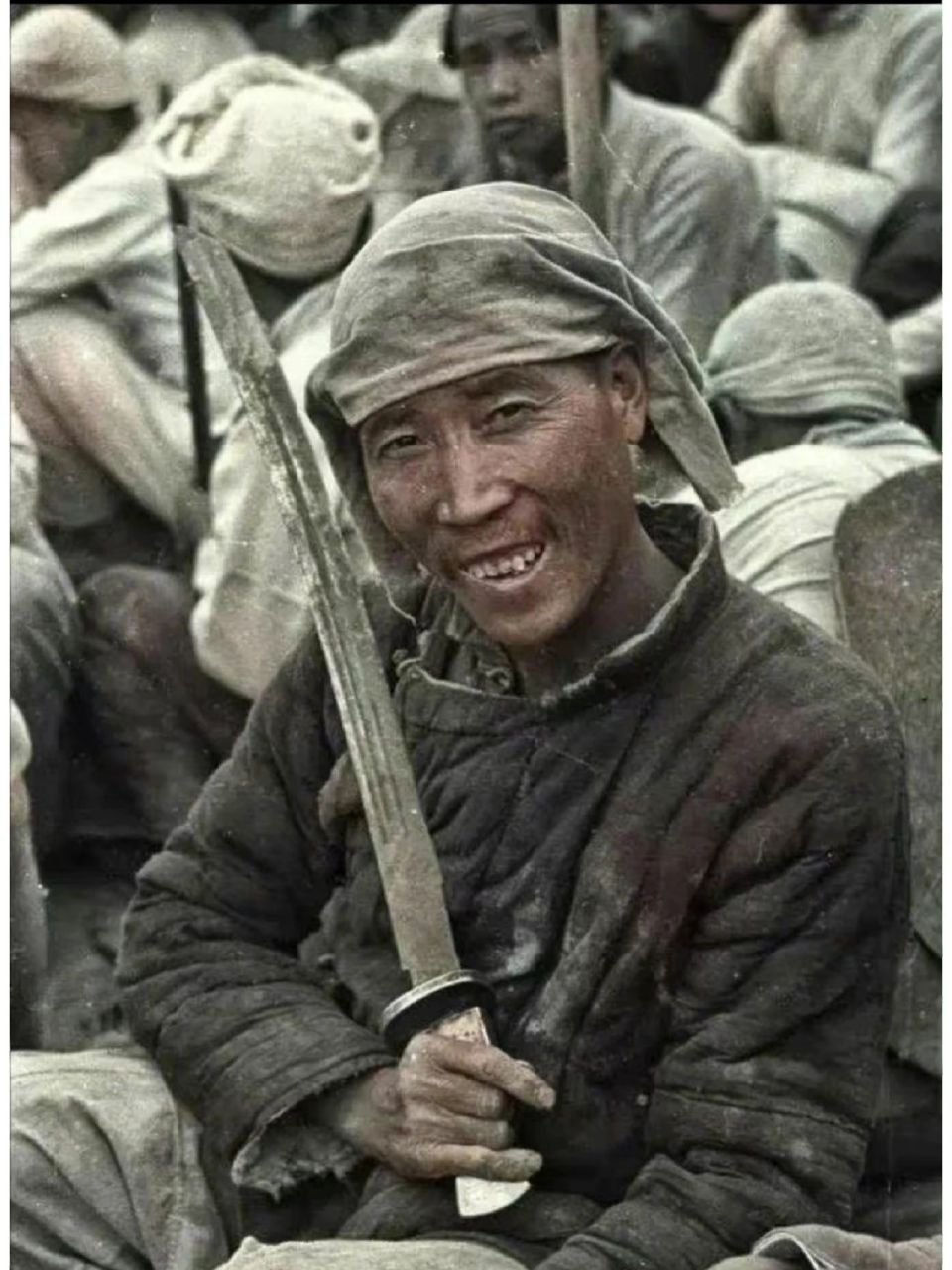 张抗战时期,一位真实抗日民兵的老照片,地点是在延安.