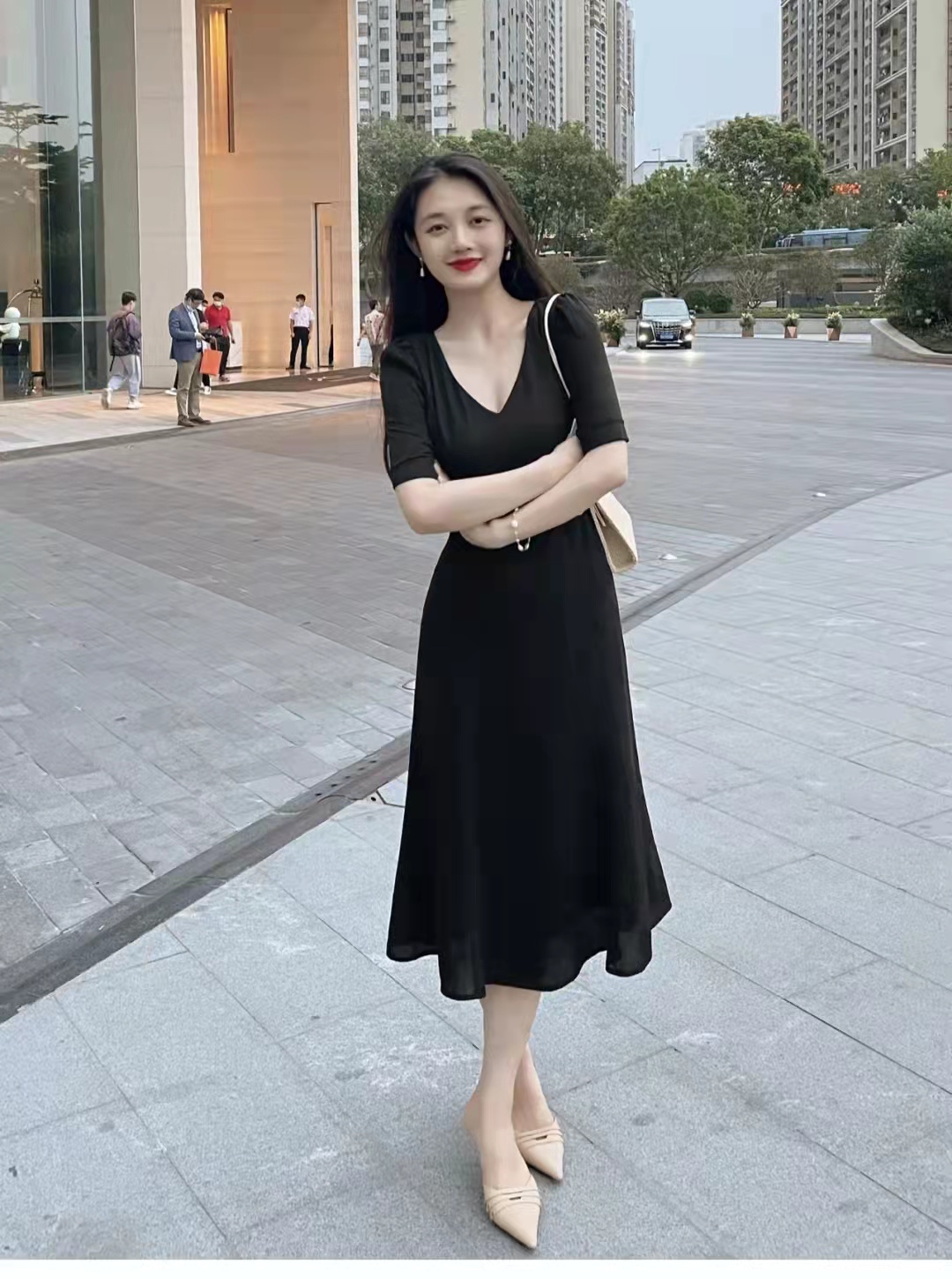 秋天也能穿气质高雅的小黑裙!码住这20套,分分钟成为小公主