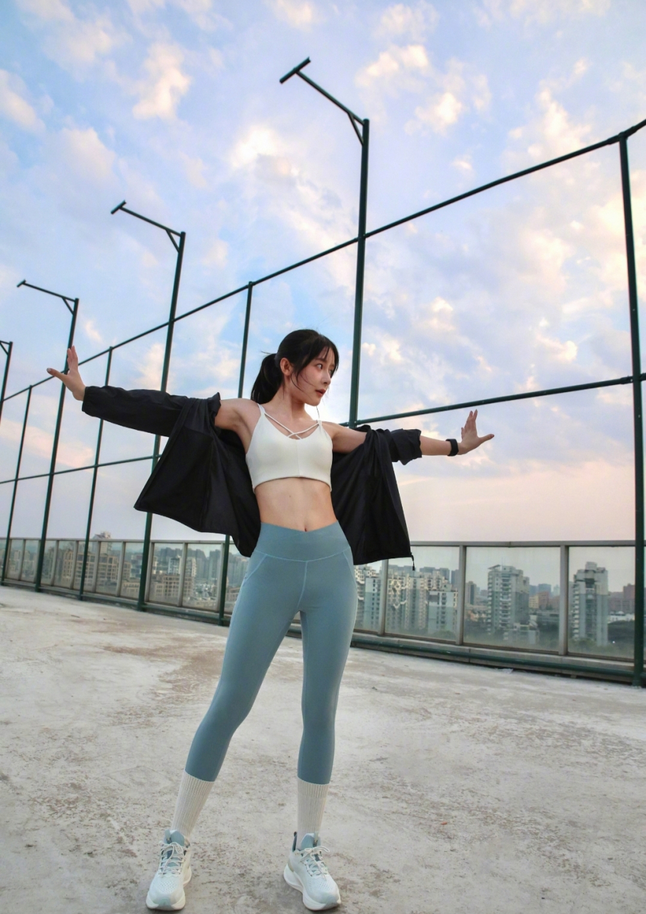 徐娇的身材是真好,紧致有活力,一看就很健康!