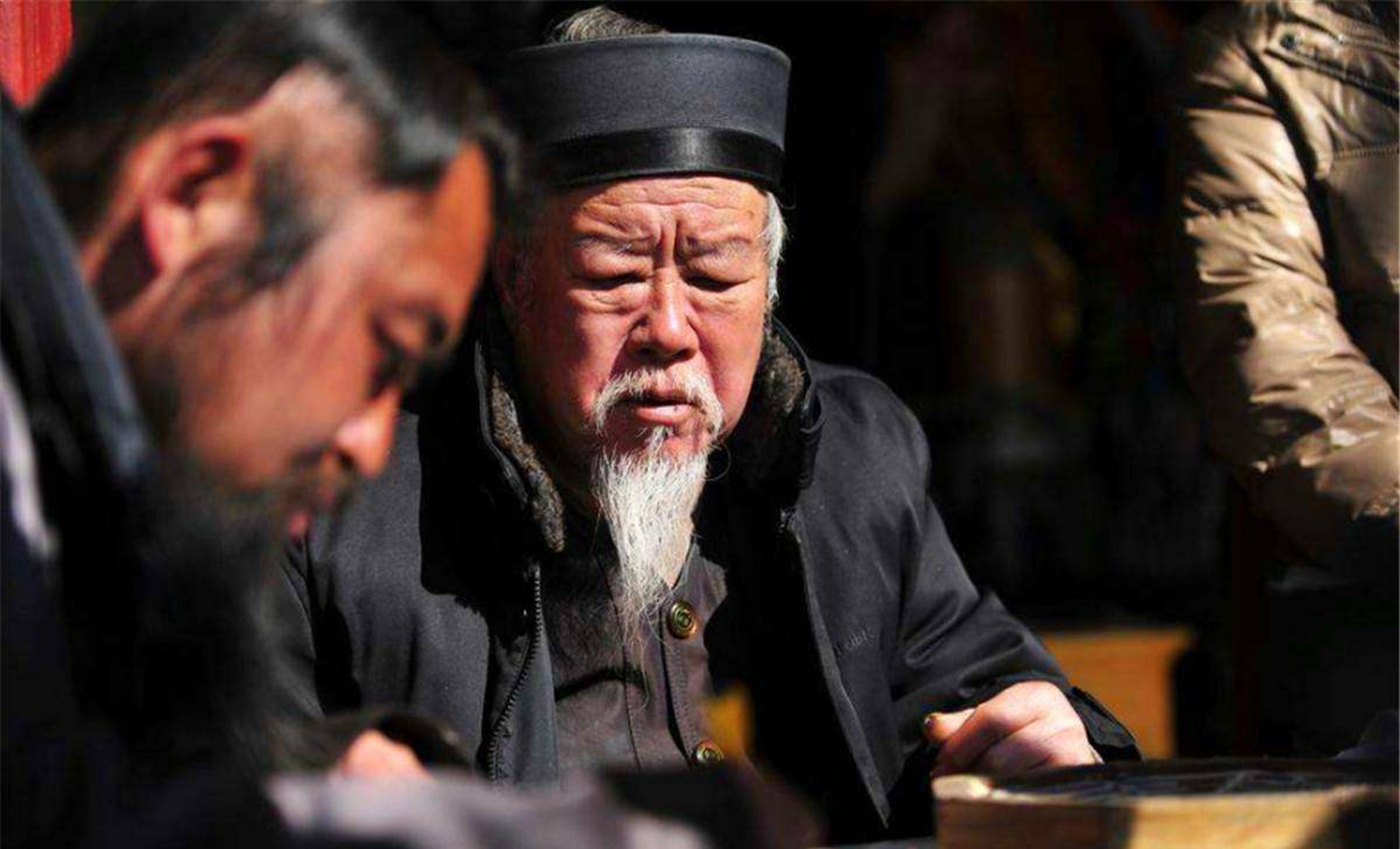 唐代崇闲人窦公善于经营家业,但是苦于没有大的资本.